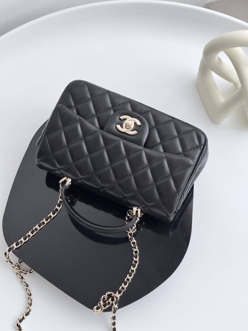 Replica Chanel Handle Mini Cf Bag - Image 7