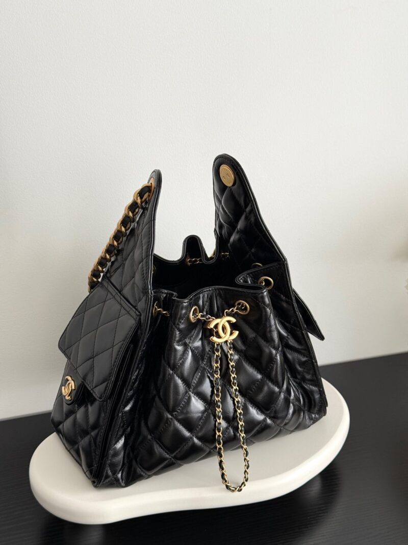 Chanel Replica 25C Drawstring Bucket Hobo Bag