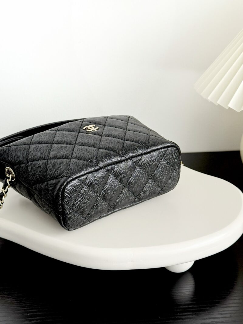 Replica Chanel 25C Hobo Chain Bag in Black - Image 3