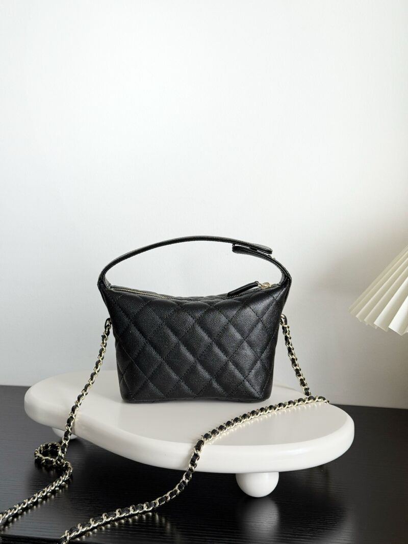 Replica Chanel 25C Hobo Chain Bag in Black - Image 7